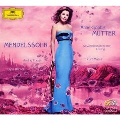 Show details of Anne-Sophie Mutter Plays Mendelssohn [CD & DVD] [LIMITED EDITION].