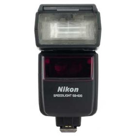 Show details of Nikon SB-600 Speedlight Flash for Nikon Digital SLR Cameras.