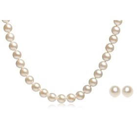 Show details of 14k Yellow Gold Akoya Cultured Pearl 6.5-7mm Necklace and Stud Earring Set.